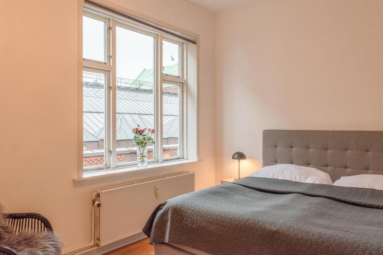 Spacious 3-bedroom In The Heart Of *